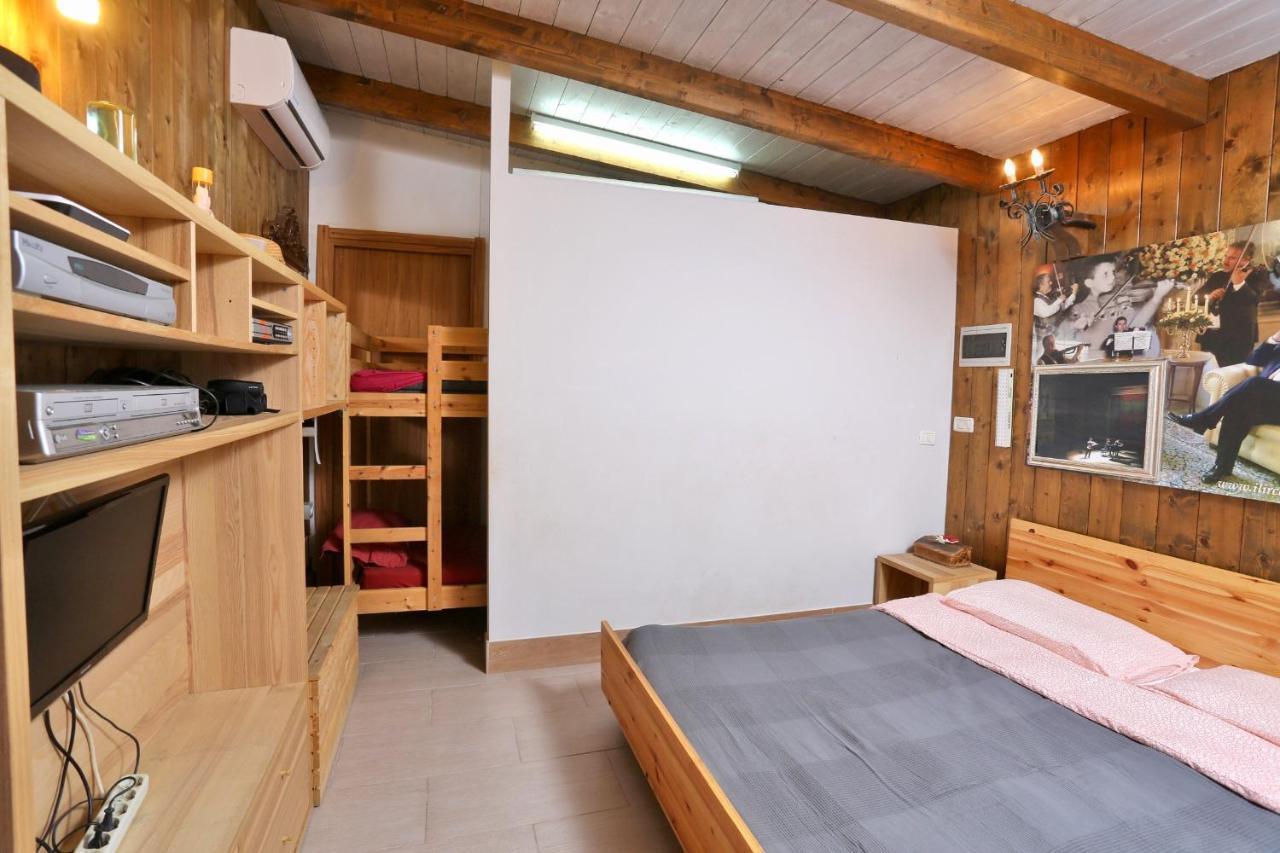 Music House A Castellana Grotte Confinante Via Per Turi 500M Dalle Grotte Extérieur photo